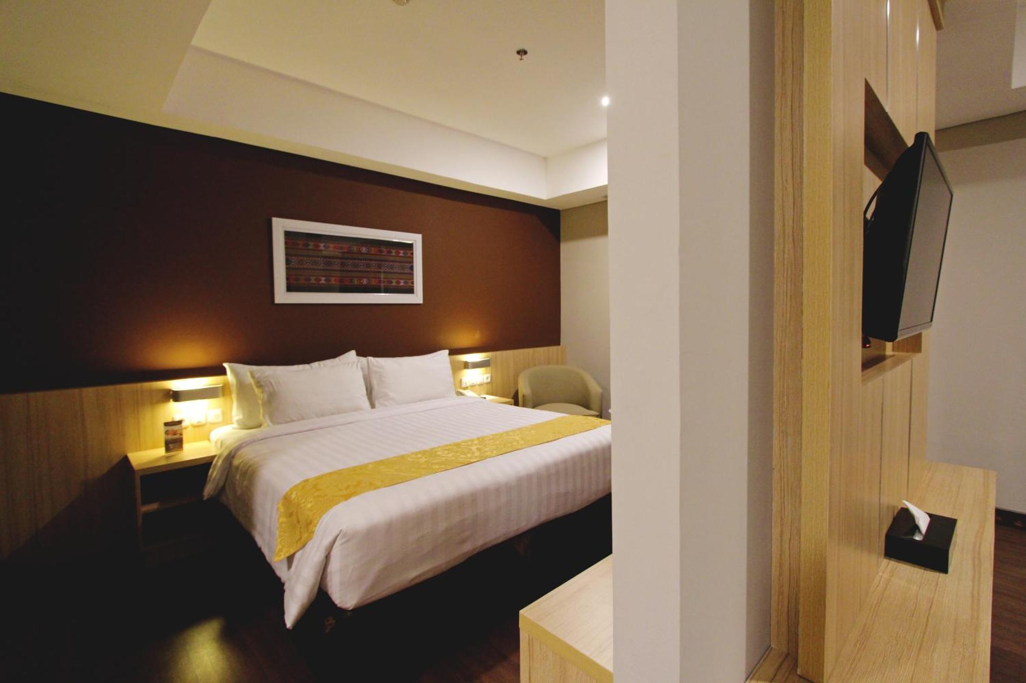 Anara Sky Kualanamu Hotel Medan Buitenkant foto