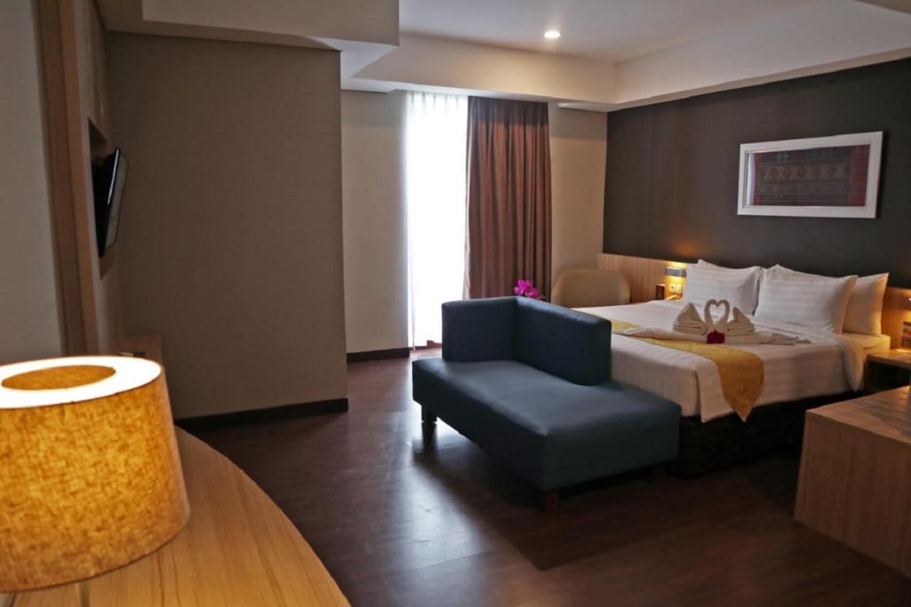 Anara Sky Kualanamu Hotel Medan Buitenkant foto