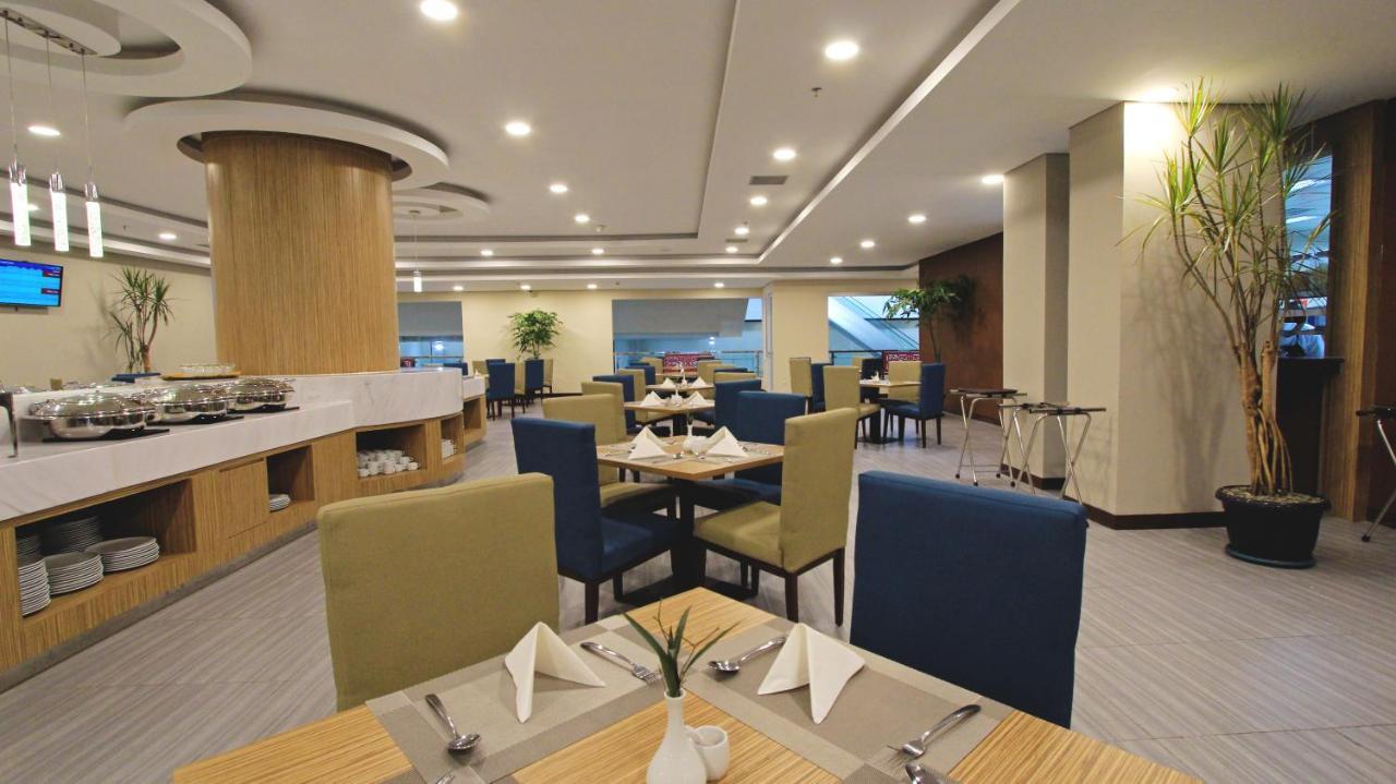Anara Sky Kualanamu Hotel Medan Buitenkant foto