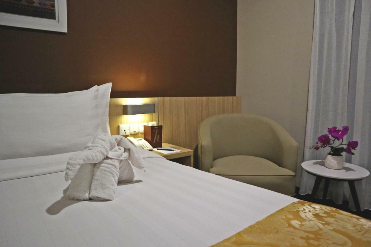 Anara Sky Kualanamu Hotel Medan Buitenkant foto